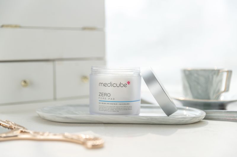 刘大神喜提阿汤哥，又顺手抛来一份缩毛孔秘籍