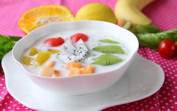 喝酸奶对宝宝有什么好处和坏处吗,宝宝喝酸奶的优点