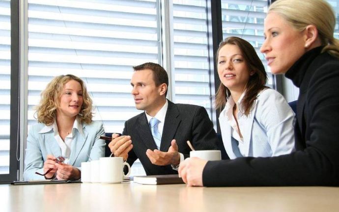 面试官：烧完两根香要1小时，怎样用香定时15分钟？美女机智回答