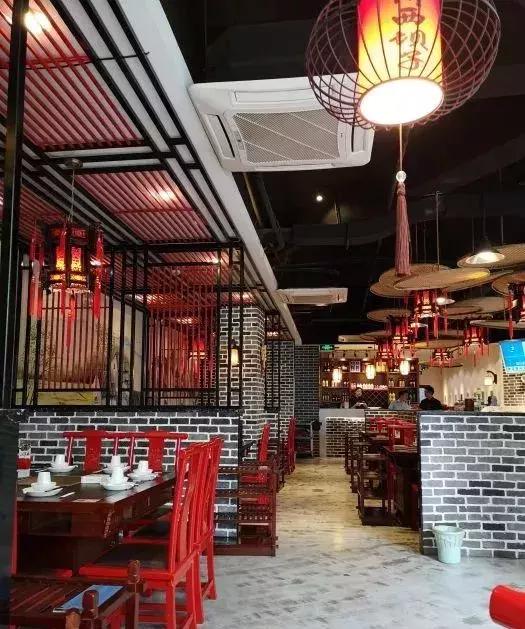 牛蛙火锅和毛肚火锅哪个受欢迎,魔都火锅店