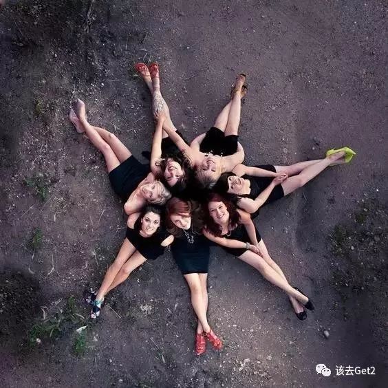 游玩集体照拍照姿势,创意拍照集体照旅游