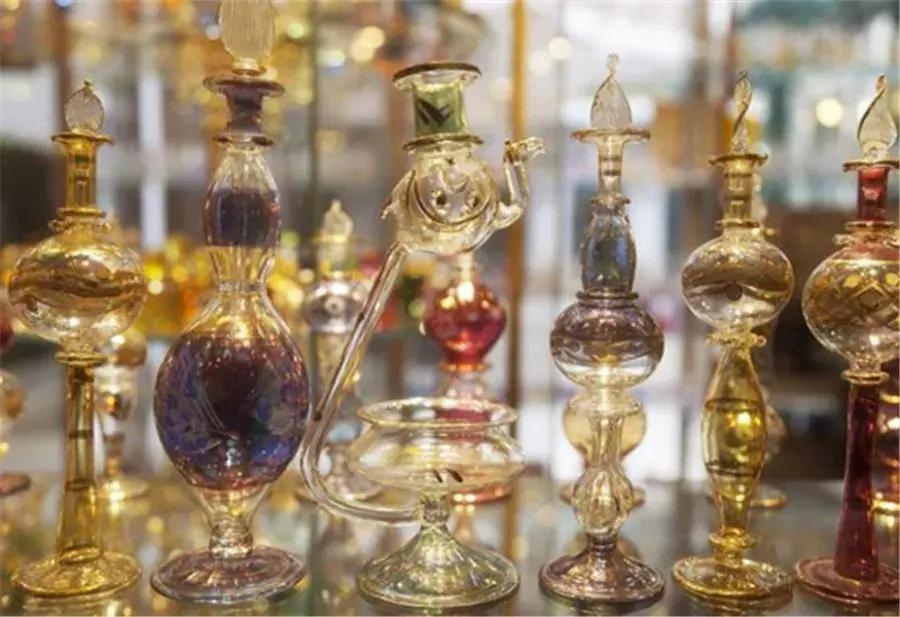 注意这些旅游纪念品千万别带回家,国外旅游不能带回的纪念品