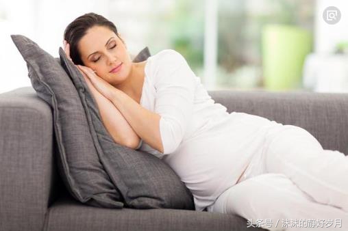 孕妈妈睡眠姿势不正确时,孕妈妈睡眠姿势