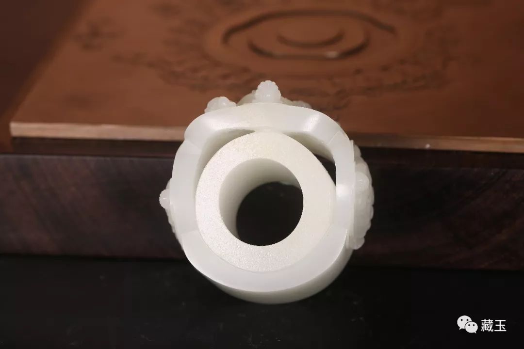 最美的玉石挂件,最美的和田玉籽料奇石