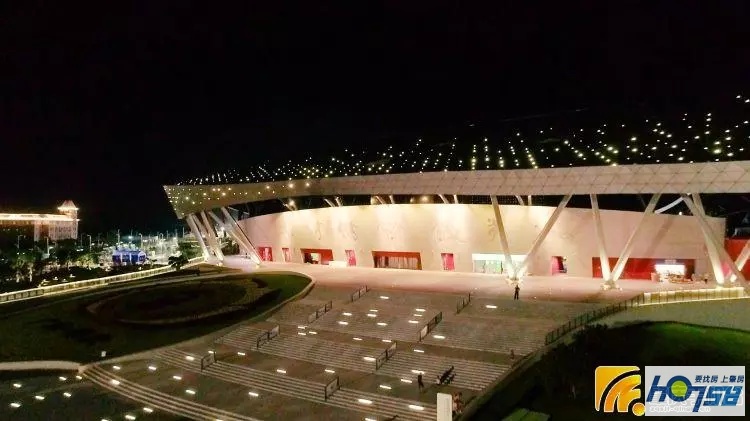 省运会夜景,省运会开幕式灯光秀