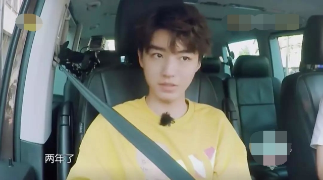 王俊凯表演遭吐槽,苏有朋王俊凯白举纲中餐厅