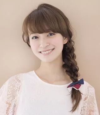 赵薇曾经凭借一部还珠格格而爆火,赵薇1998年和还珠格格的不解之缘