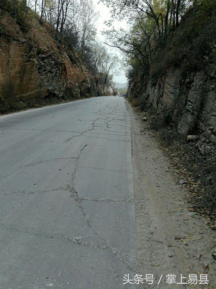 窟窿山,凤凰山星月