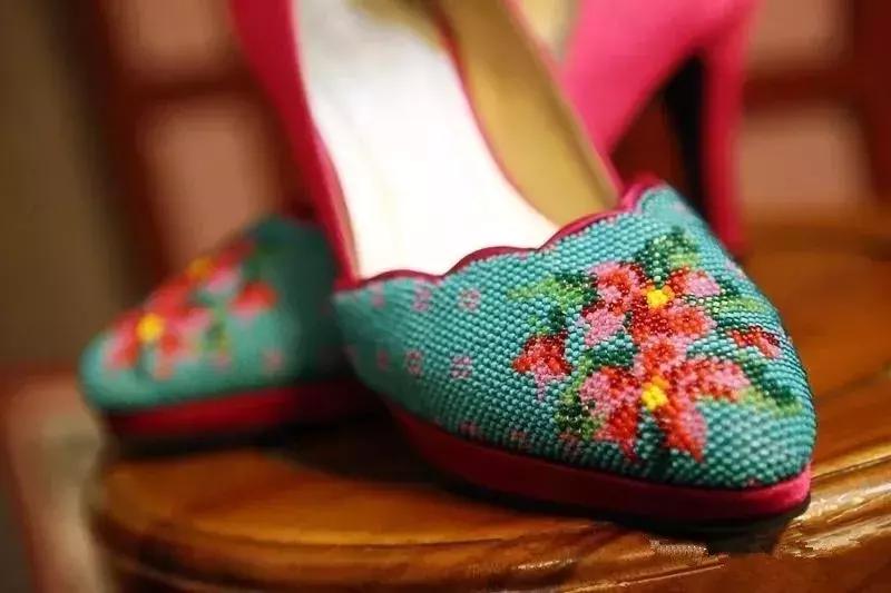 马来西亚什么东西值得代购,马来西亚有什么值得带的礼物