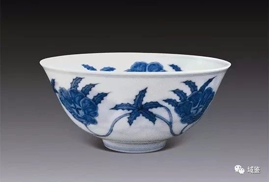 拍卖价值一个亿的碗,拍卖会价值几千万的碗