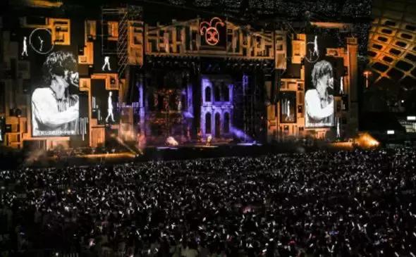 太skr,张学友薛之谦演唱会完整版