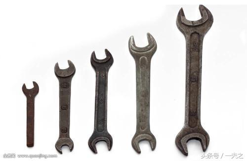 古玉学步(93):古玉钻孔何作工出土桯具露真容