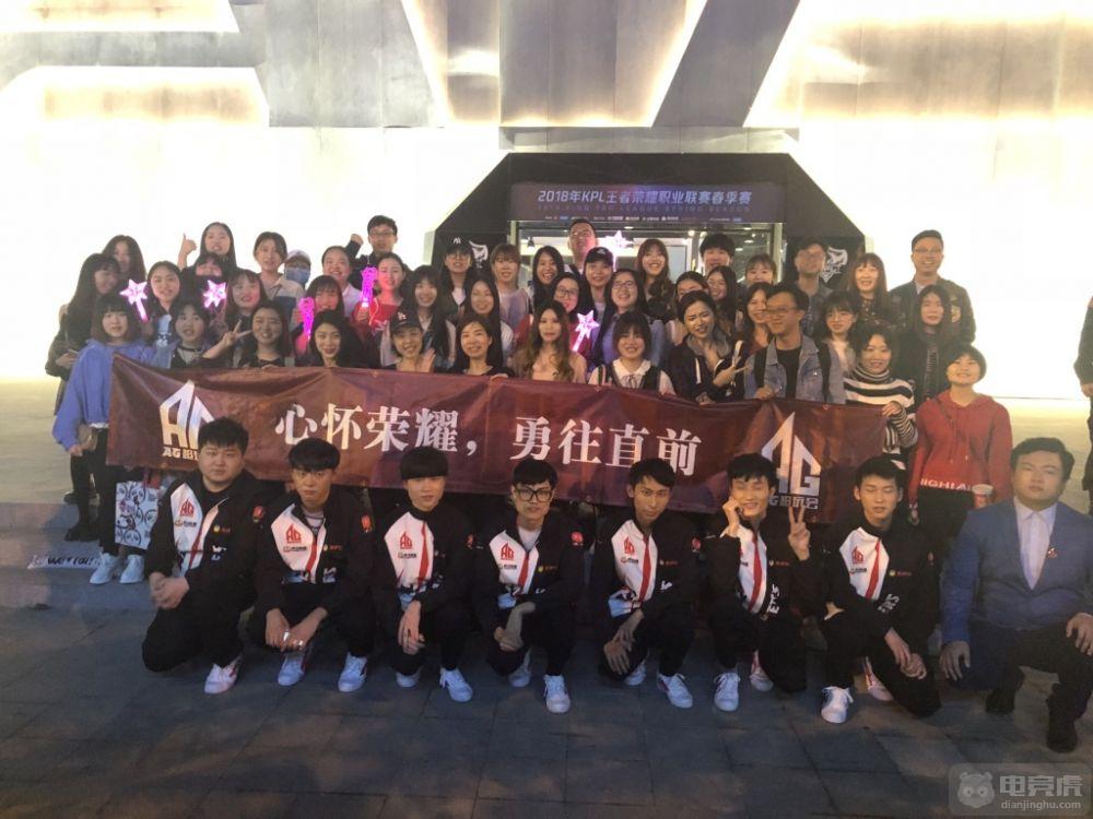 梦泪直播透露下赛季,梦泪直播回应xyg