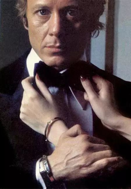 卡地亚钉子手镯哪个颜色保值,卡地亚钉子手镯经典款能卖多少钱