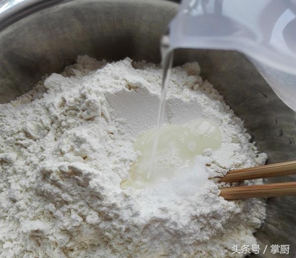 怎么样做面食发面又软又好吃,怎样做好面食做法大全