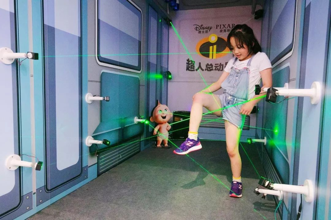 闺蜜约起！Gucci垃圾桶、11米高唐老鸭、纽约来的蛋屋……魔都8月活动大集结！