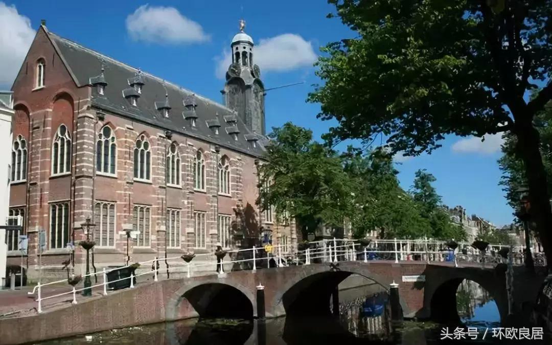 满城书香,如果”姿势“不够,你都不敢轻易来这座荷兰小城!