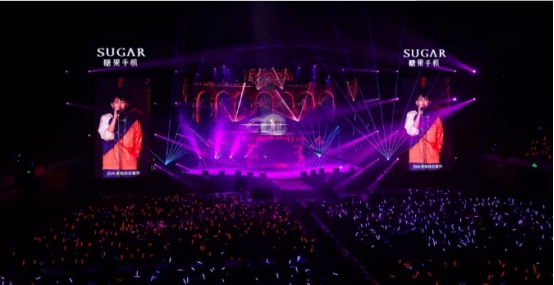 黄子韬代言糖果手机,糖果手机黄子韬同款