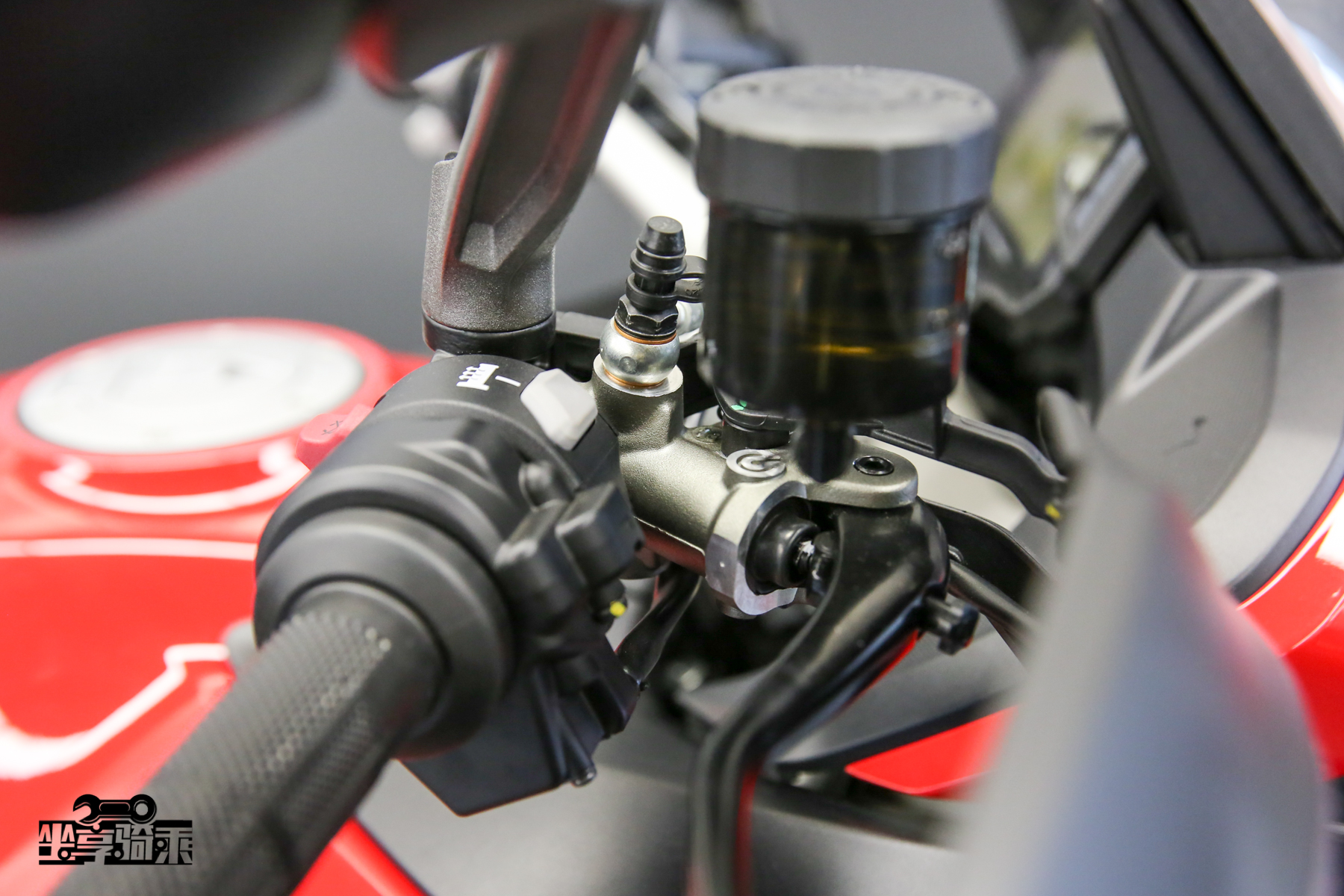 杜卡迪multistrada1260车身尺寸,杜卡迪multistrada1260测评