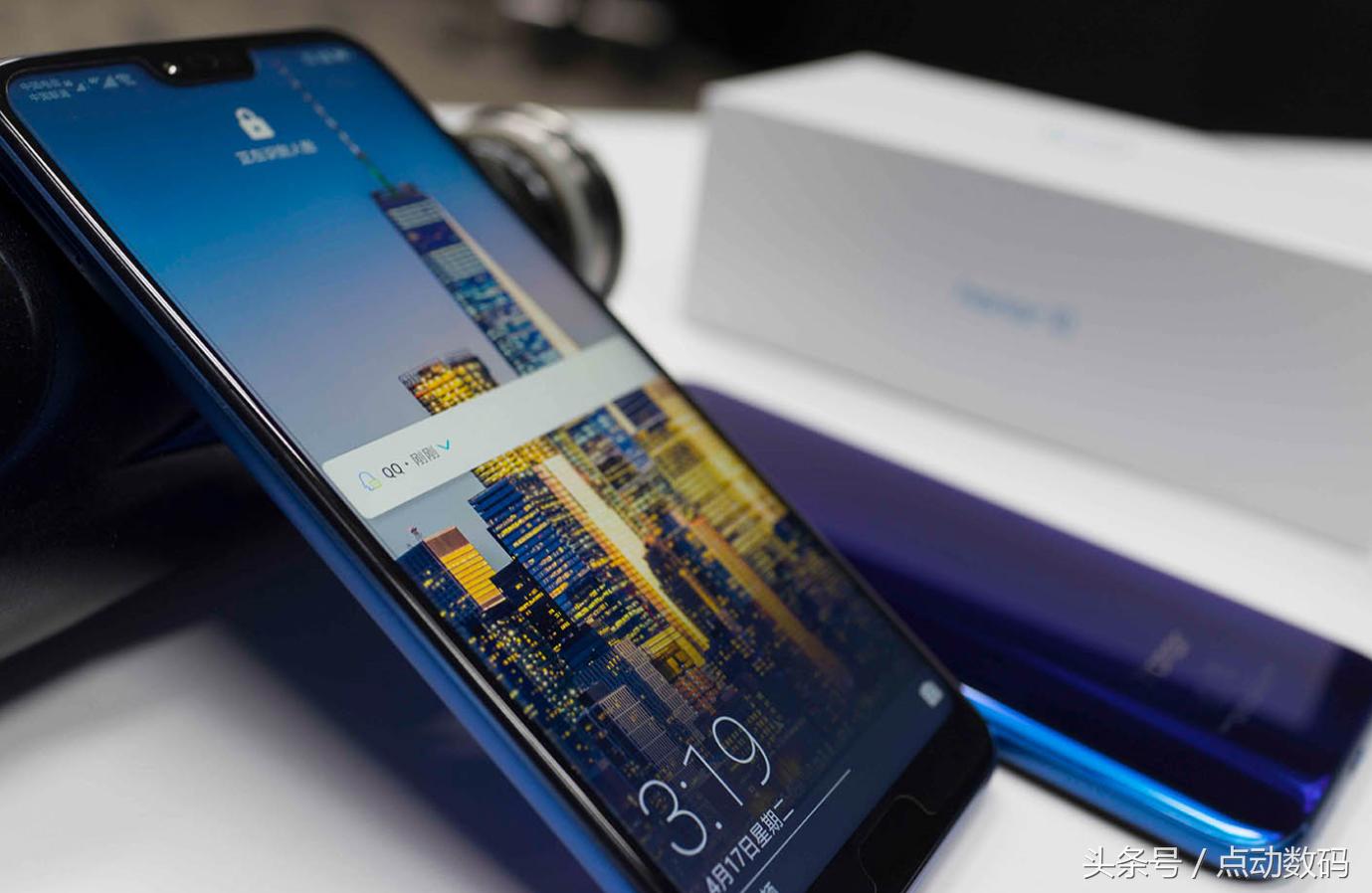 荣耀10值不值得入手,荣耀10优缺点值不值得买