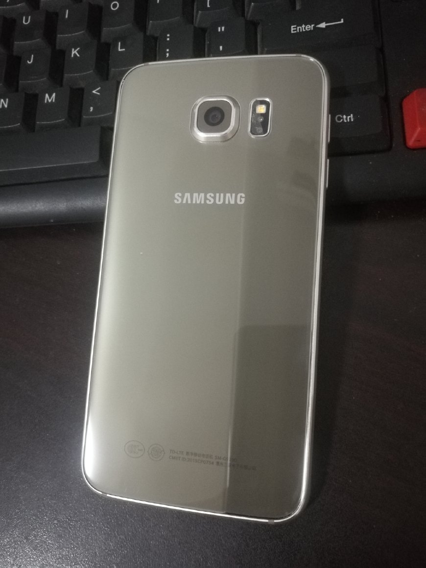 苹果手机进水用吹风机吹可以吗,手机进水用吹风机吹完充不上电