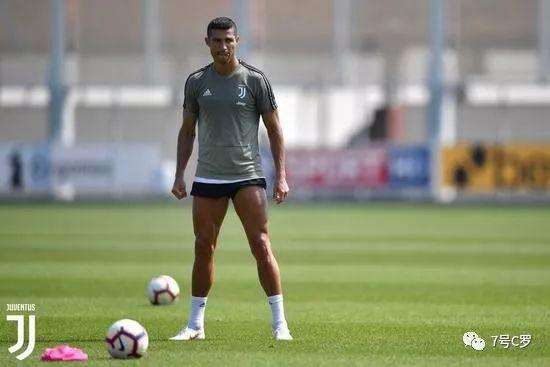 鲁尼厄祖J罗魔笛后到他C罗迎来人生第5个“10号”,但他却非常另类