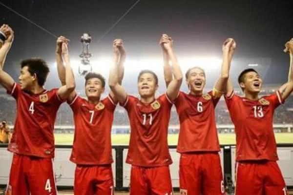 沈腾解说国足,沈腾说国足完整视频