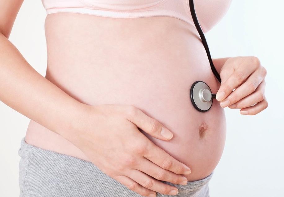 一颗精子两颗卵子受孕,一颗精子和卵子相遇过程