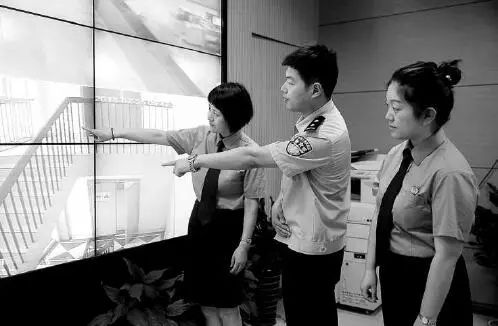 艺术培训中心道貌岸然的“老师”：猥亵多名儿童获刑6年