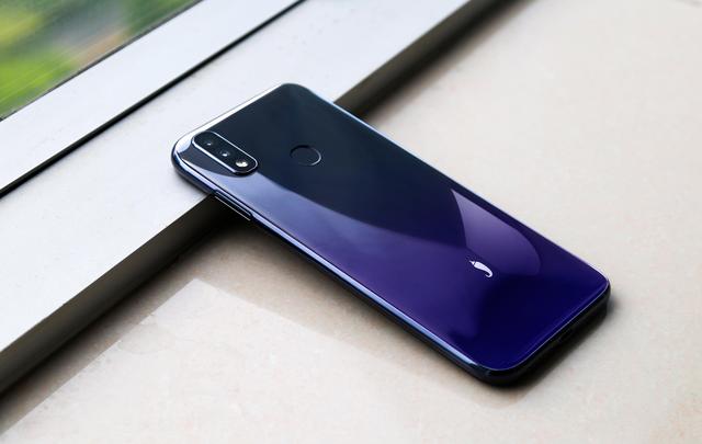 红辣椒7a值得购买吗,红辣椒r7手机测评