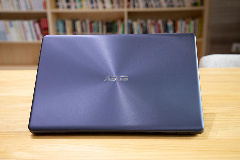 华硕顽石五代fl8000uf笔记本,华硕笔记本顽石五代价格