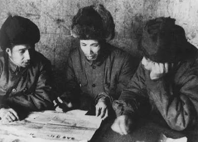 淮海战役，毛*东泽**为何赞誉粟裕是“大厨师和美食家的代表者”？