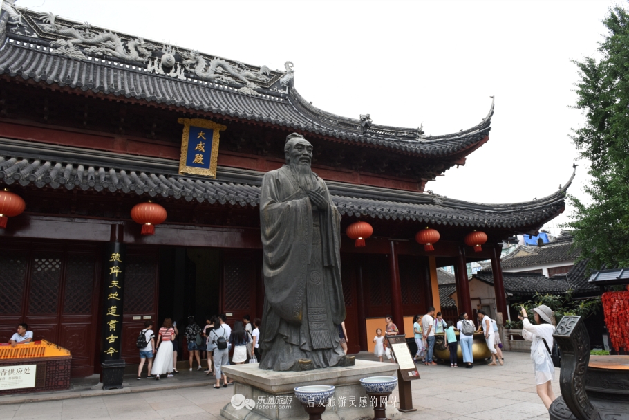 夫子庙来历和古今的变迁,南京著名的景点夫子庙江南古都