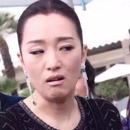 “客户倒胃口，我装不出你要的表情！”95后职场新人凭什么那么傲娇？