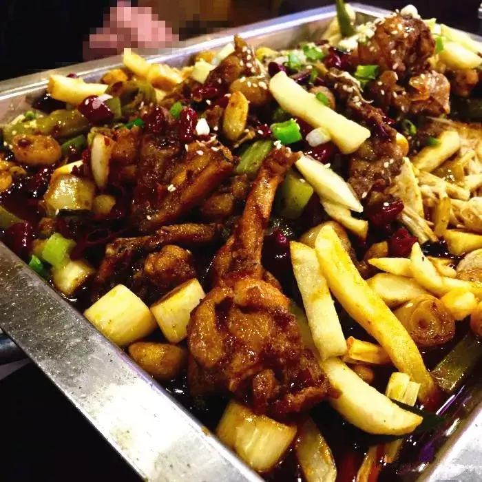 美食那么多,人气火爆的烤鱼店推荐