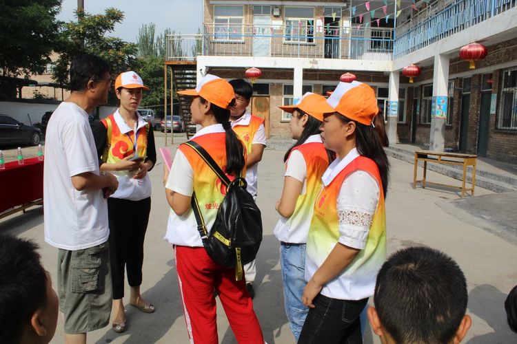 关爱聋哑伴智力障碍儿童,关爱残疾孩子