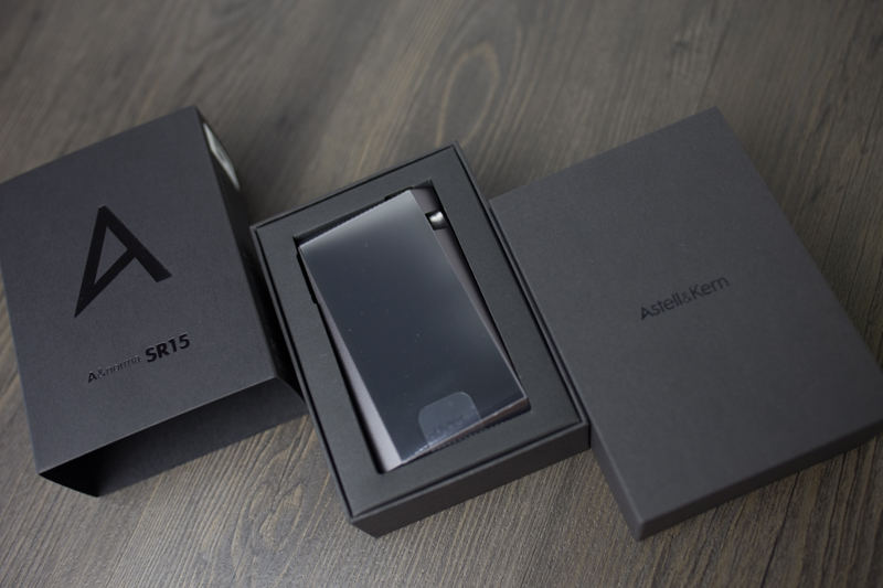 将不对称设计发挥到极致，“歪头杀”艾利和SR15*放播**器上手体验