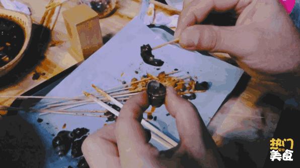 星沙这个老板竟把烧烤店开在远离闹市的偏僻之地，居然还火到不行