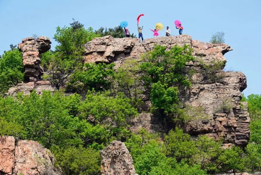 触手可及的只是短暂的幸福,触手可及的才是真实的