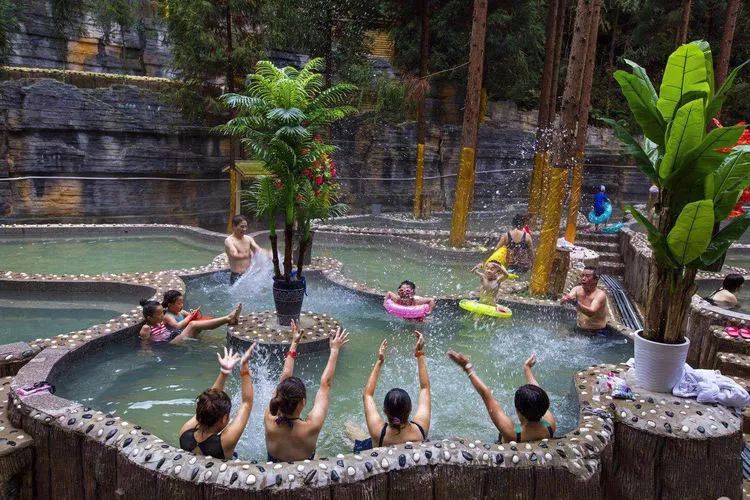 贵州旅游避暑推荐地点有哪些景点,贵州避暑旅游线路整理推荐