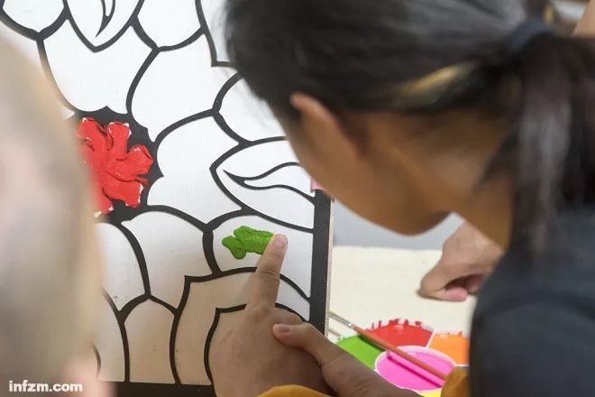 艺术唤醒自由,艺术唤醒灵魂