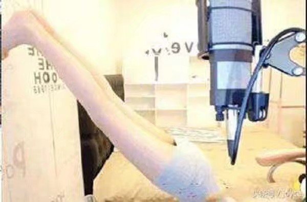 主播南波儿直播间,南波儿直播倒立翻车视频