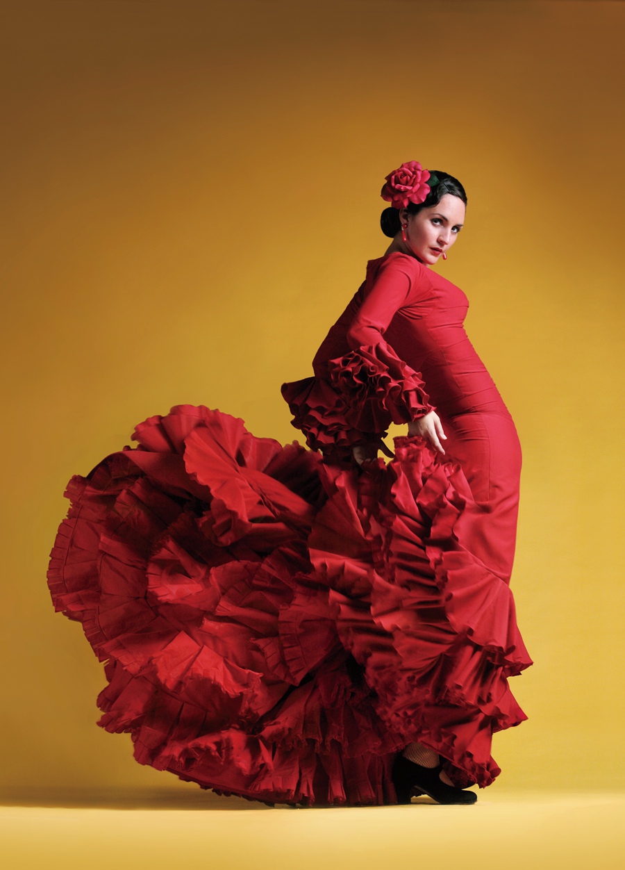 塞维利亚：与激情共舞的红裙“玫瑰”