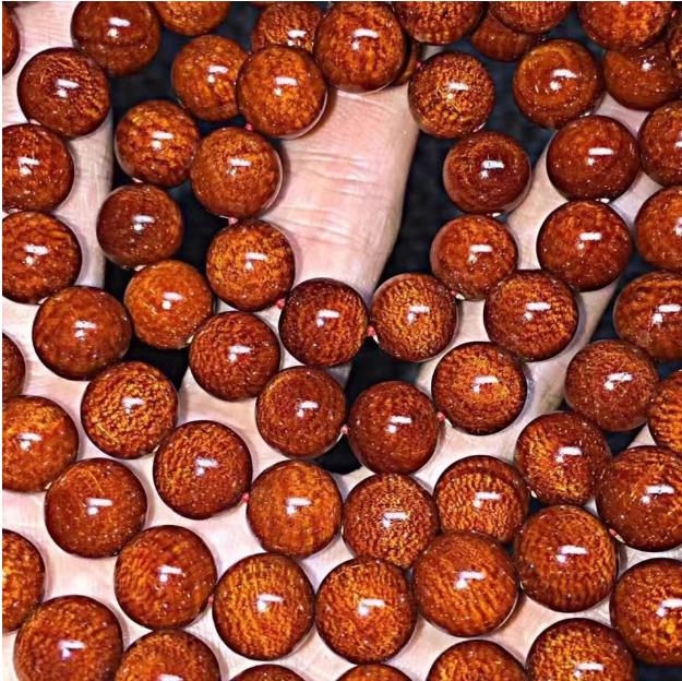 爱木人的名片——《佛珠》