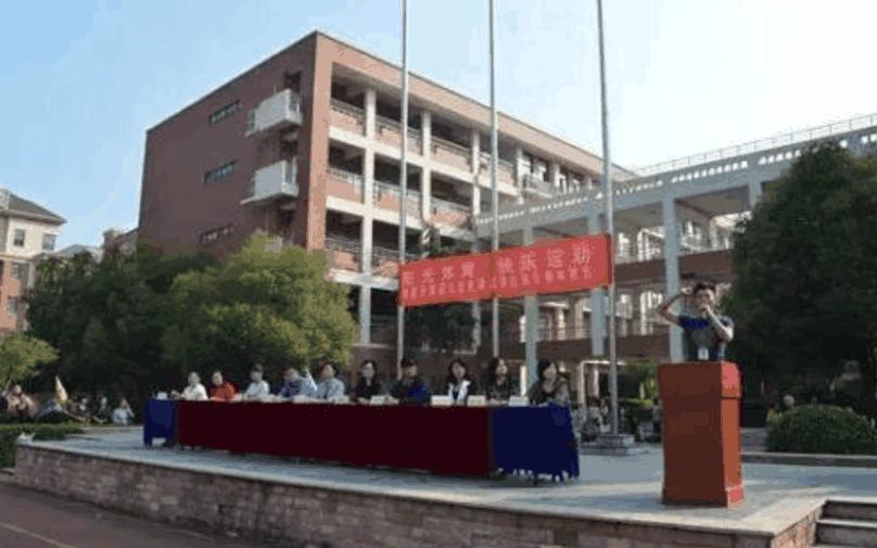 可以保送清华的外国语高中,保送清华的外国语学校有哪些