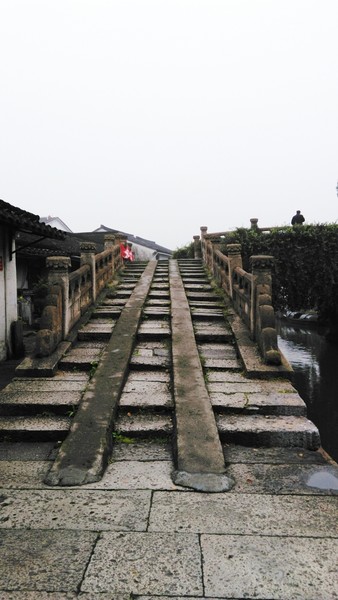 绍兴湖面上的桥,绍兴越城的桥