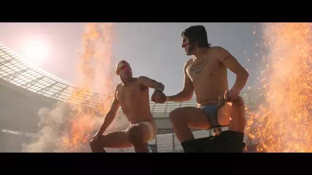 年度污贱神作，英国疯子创作的辣眼神片！