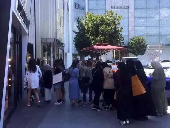 土耳其汇率为什么降,土耳其里拉暴跌买奢侈品合算吗