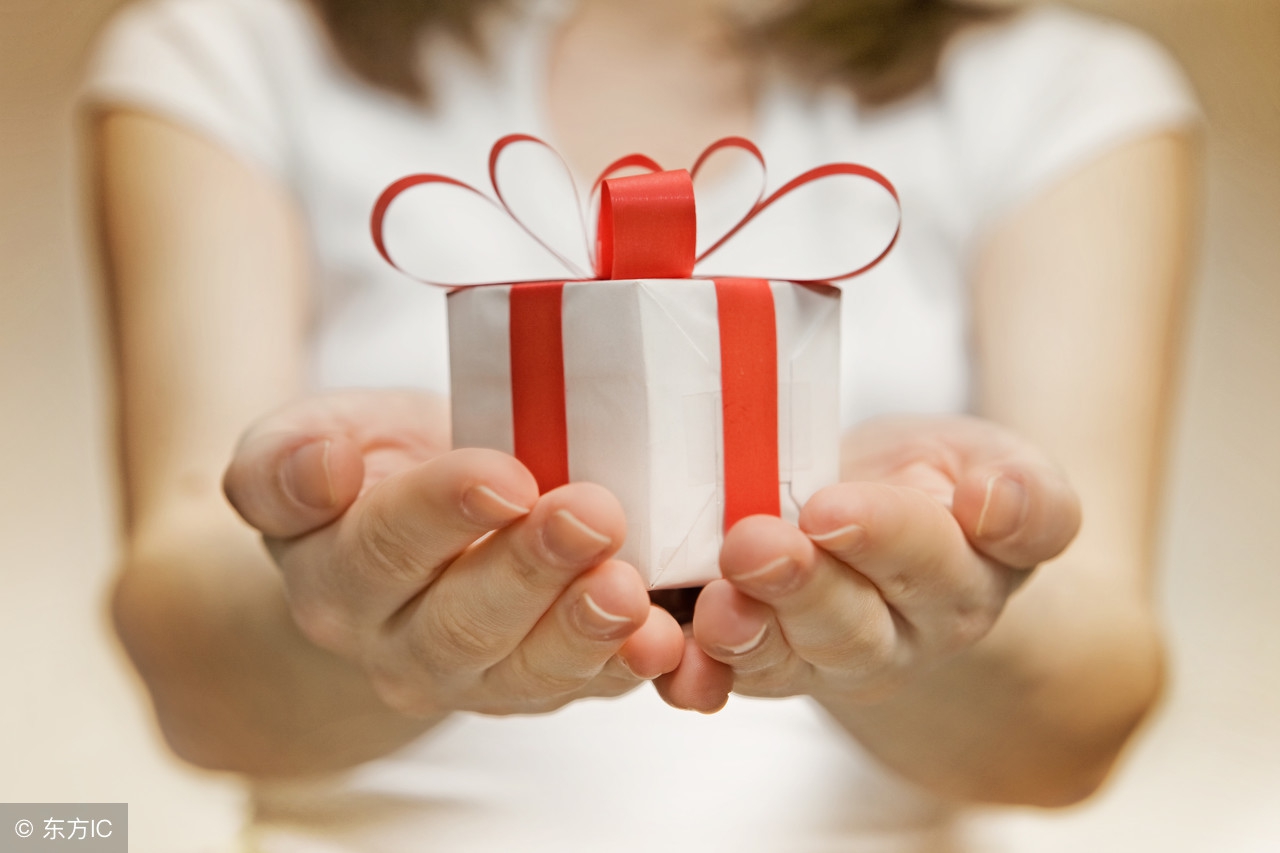 适合送老人长辈什么礼物,给老年长辈送什么礼物好