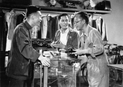 电影往事张艺谋,铁道游击队电影小坡扮演者冯笑